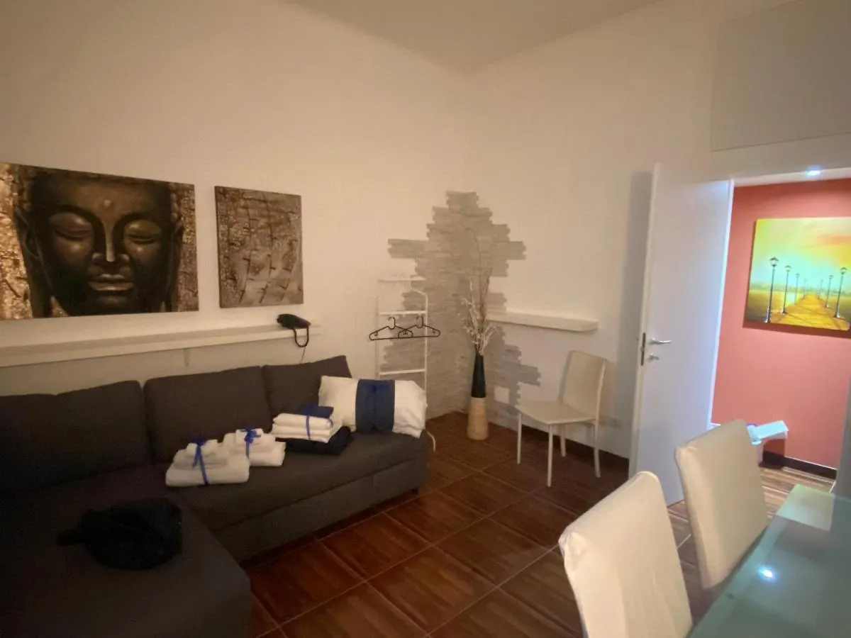 Casadamare Holiday Home 焦维纳佐 意大利