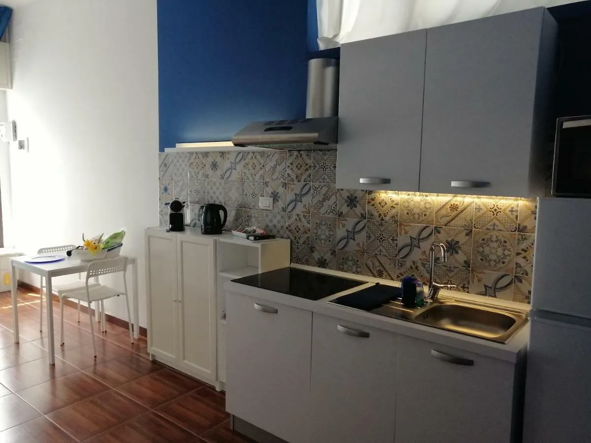 Casadamare Holiday Home 焦维纳佐